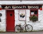 Lashes, langers, bozzers and belly bachelors: a new book decodes Cork’s local slang